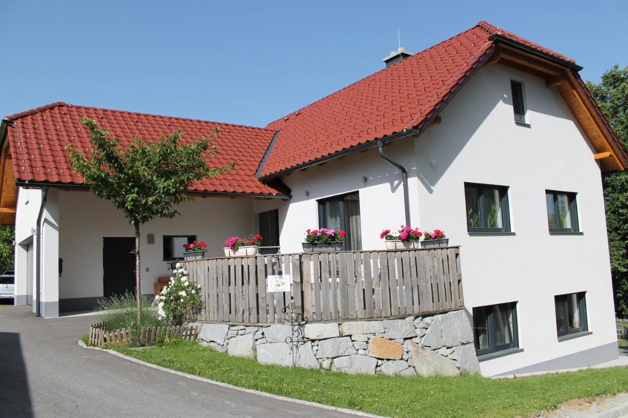 Desl'S Little Farm Apartment Waldburg Exterior foto